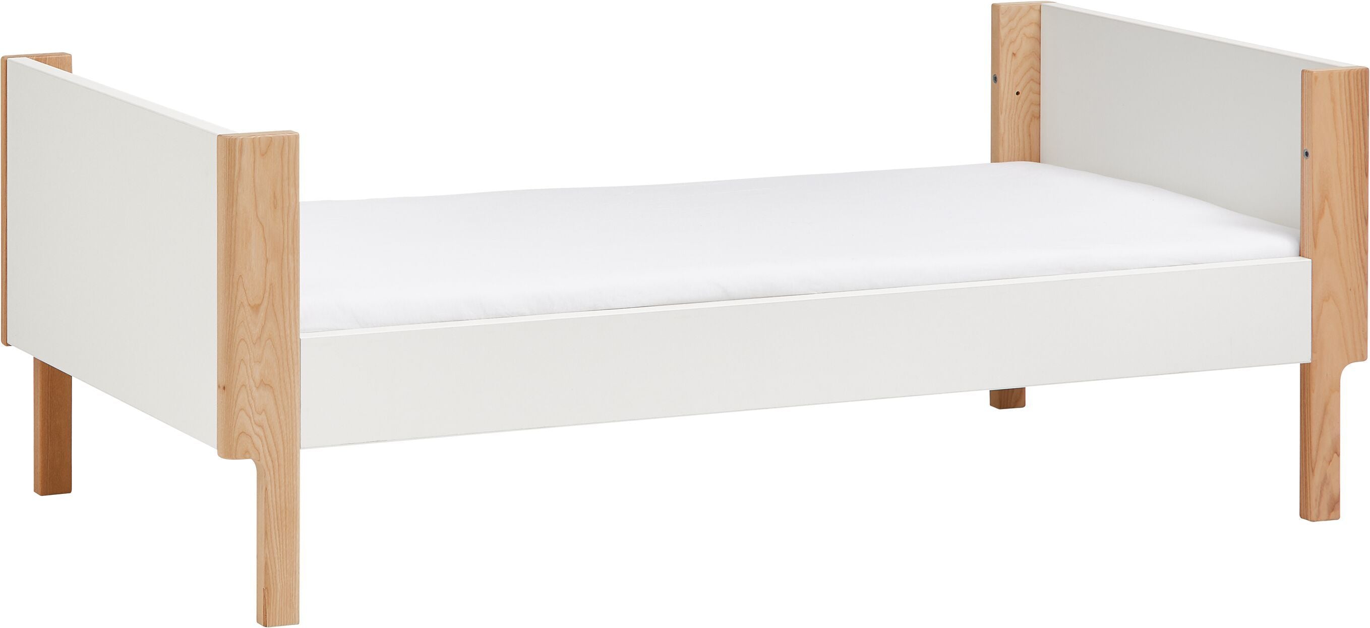 NIDO Babybett - Weiss lackiert / B: 145.6 cm x T: 75.6 cm x H: 88.0 cm