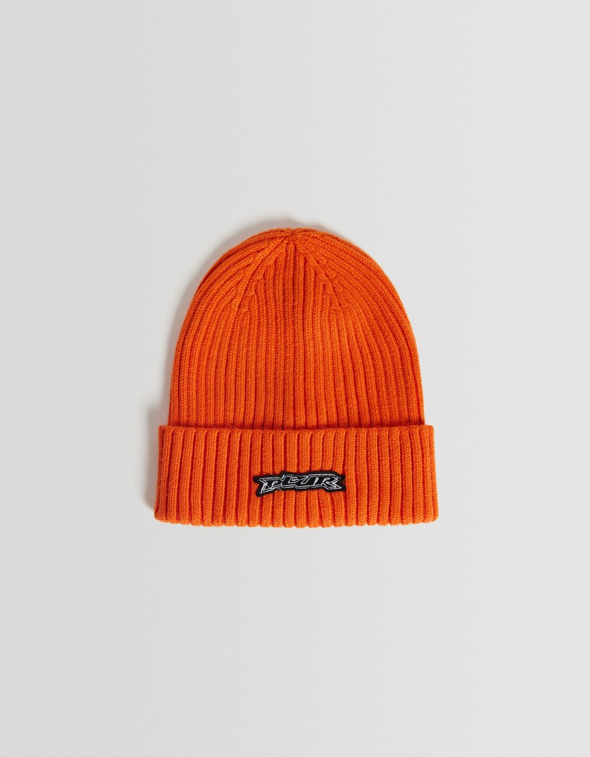 Gorro bordado