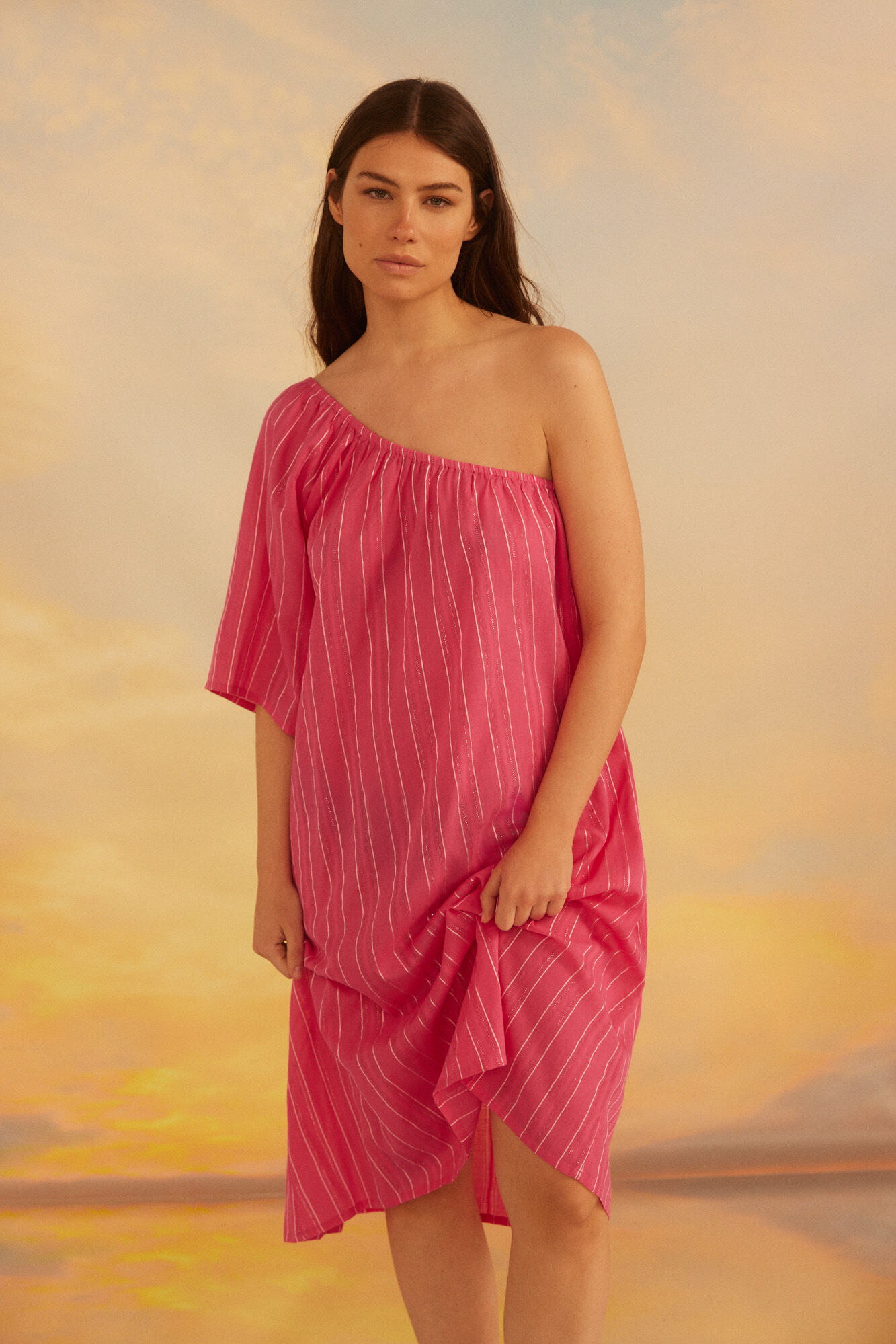Caftan com ombros assimétricos - Fúcsia