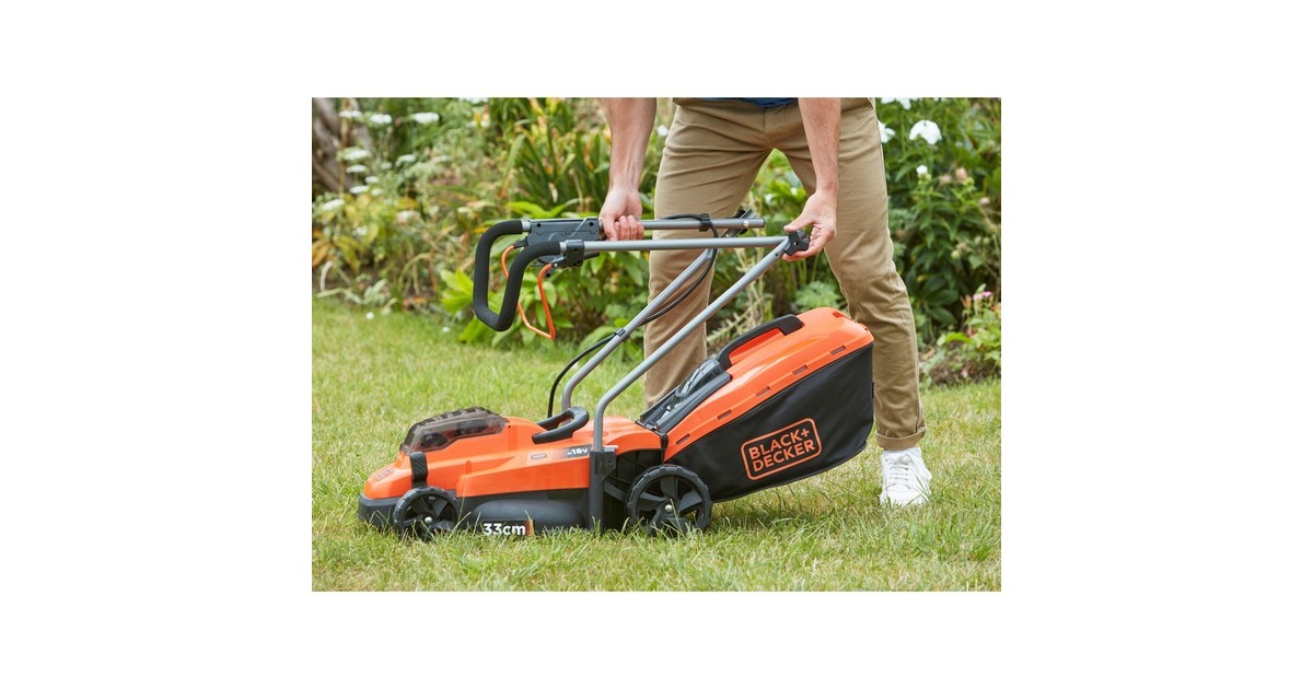 BLACK+DECKERBCMW3318L2-QW 2x 18V grasmaaier  (Oranje/zwart, 2x 18V 2.5Ah Accu en oplader inbegrepen)