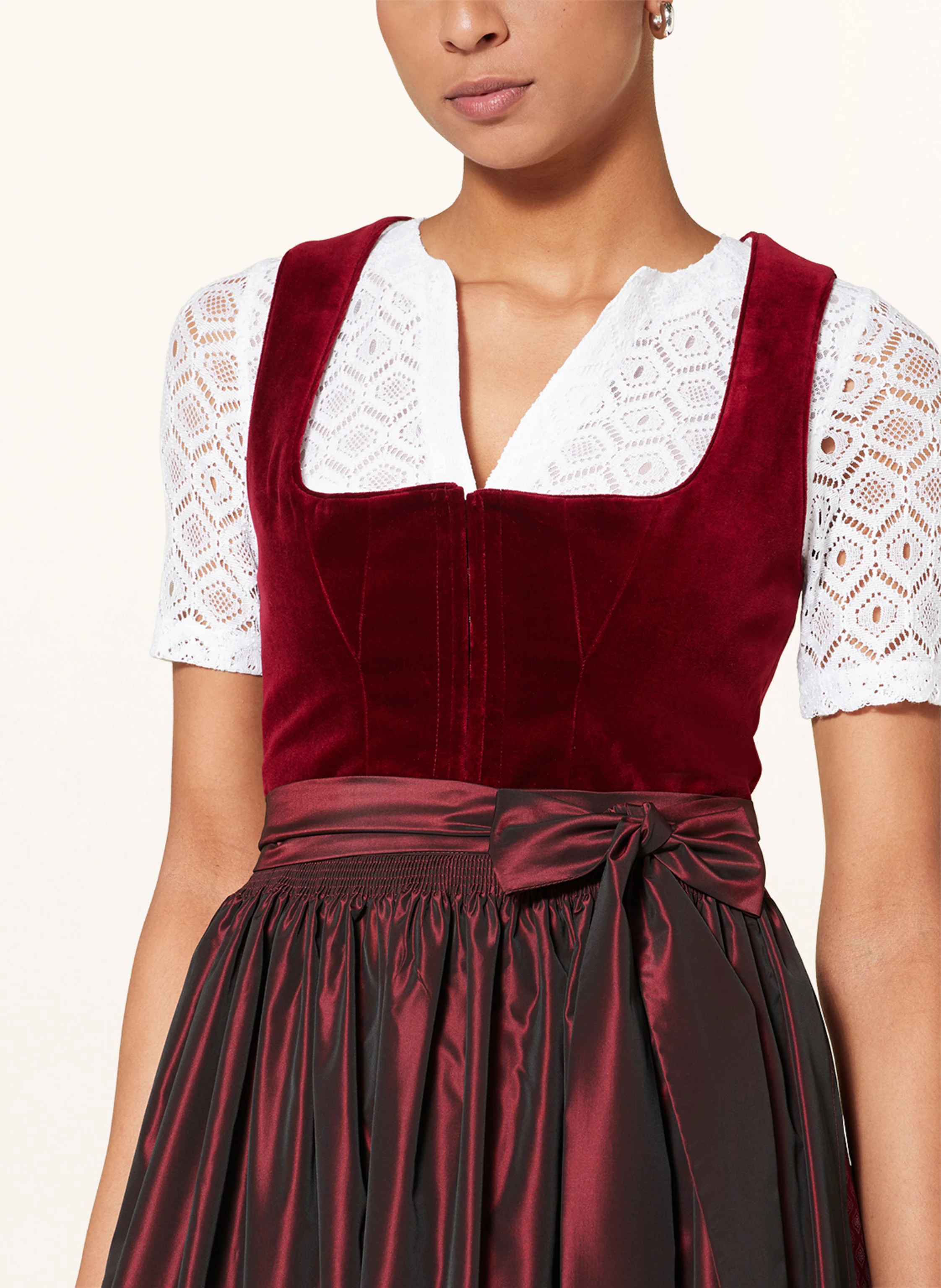 WALDORFF Dirndlbluse aus Spitze