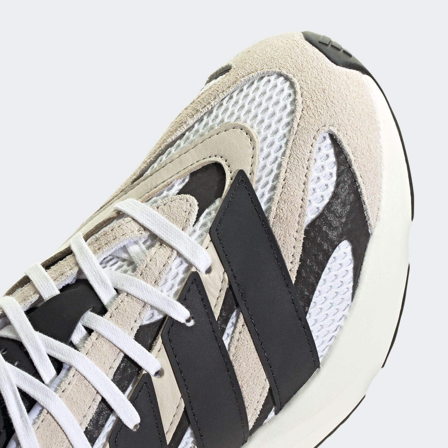 adidas  Lightblaze