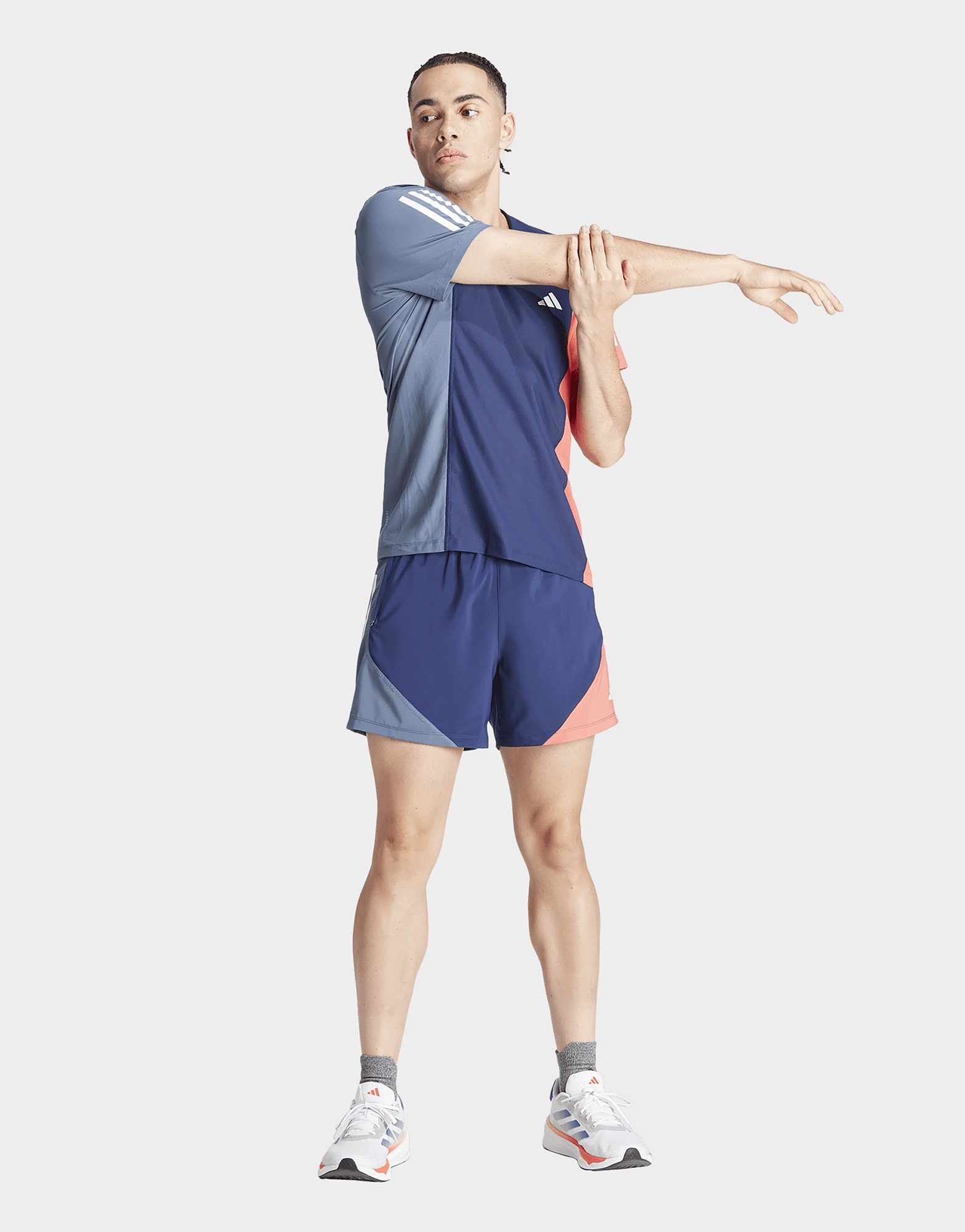 adidas T-shirt Own The Run Colorblock