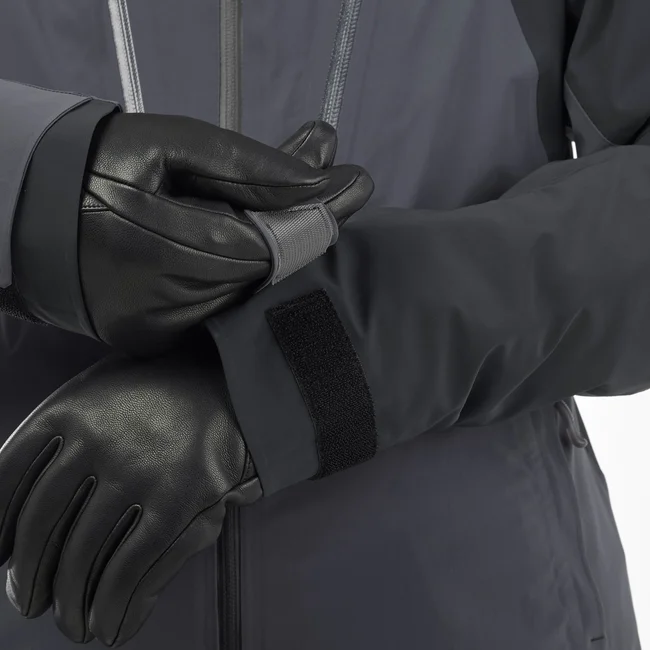 BRILLIANT  Isolierte Kapuzenjacke Damen