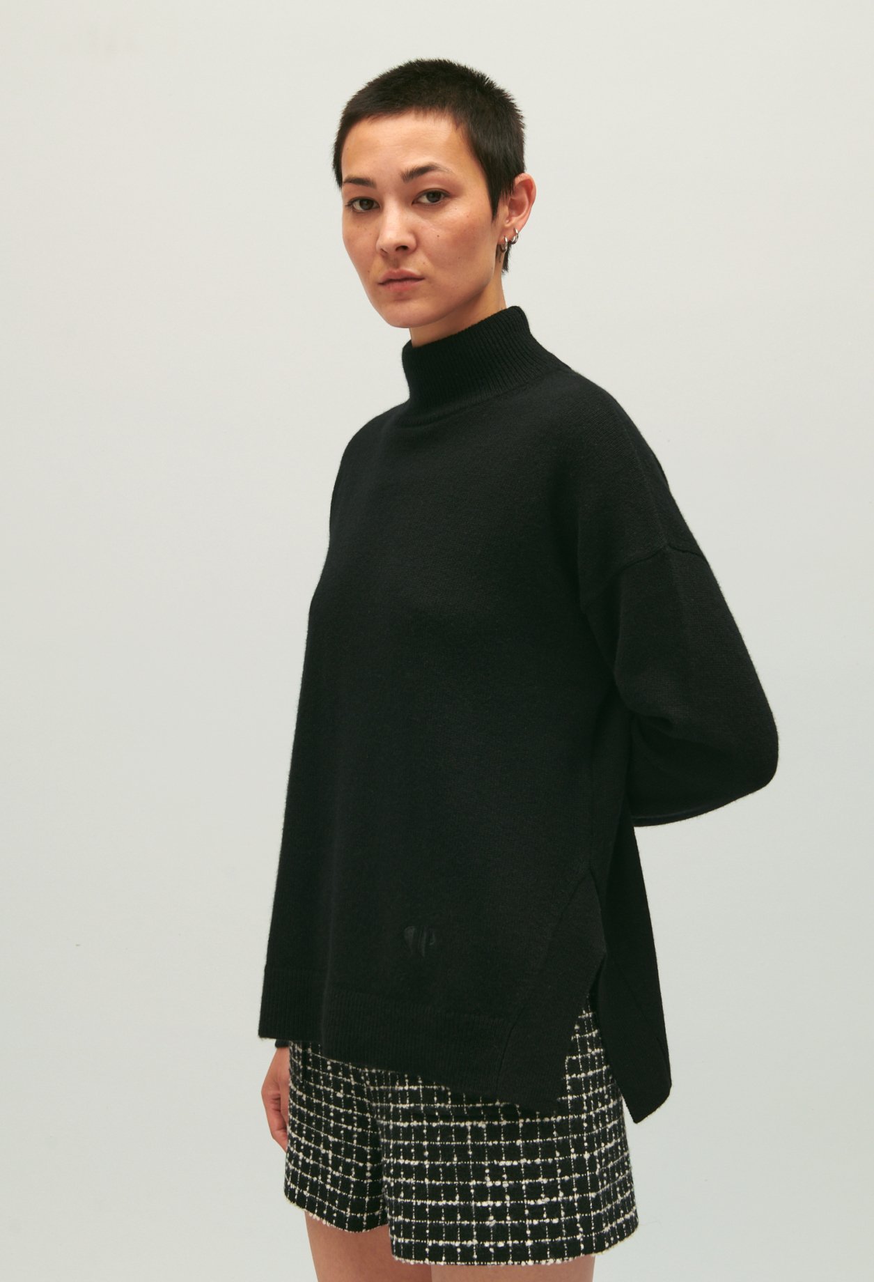 Pull col montant cachemire noir