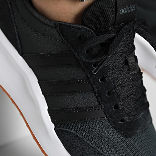 Baskets Run 70s ID1876 Carbon Core Black Footwear White