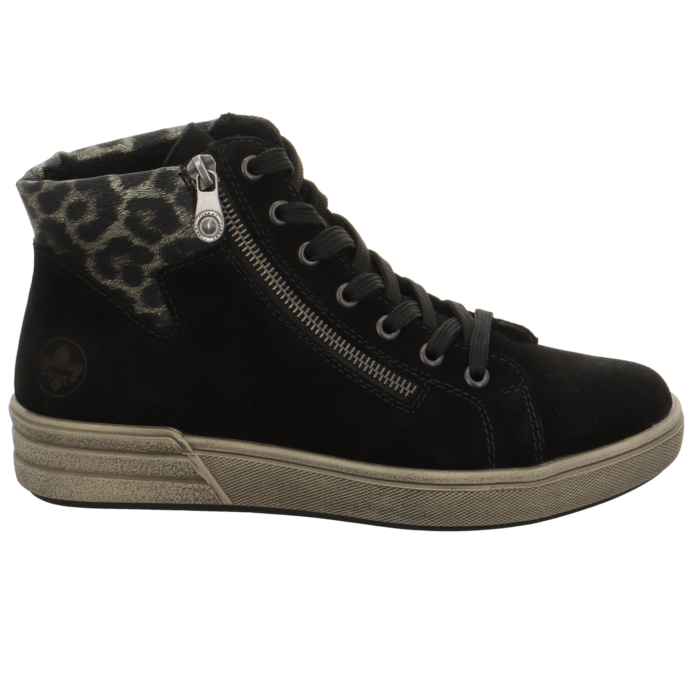 Schnürboots schwarz