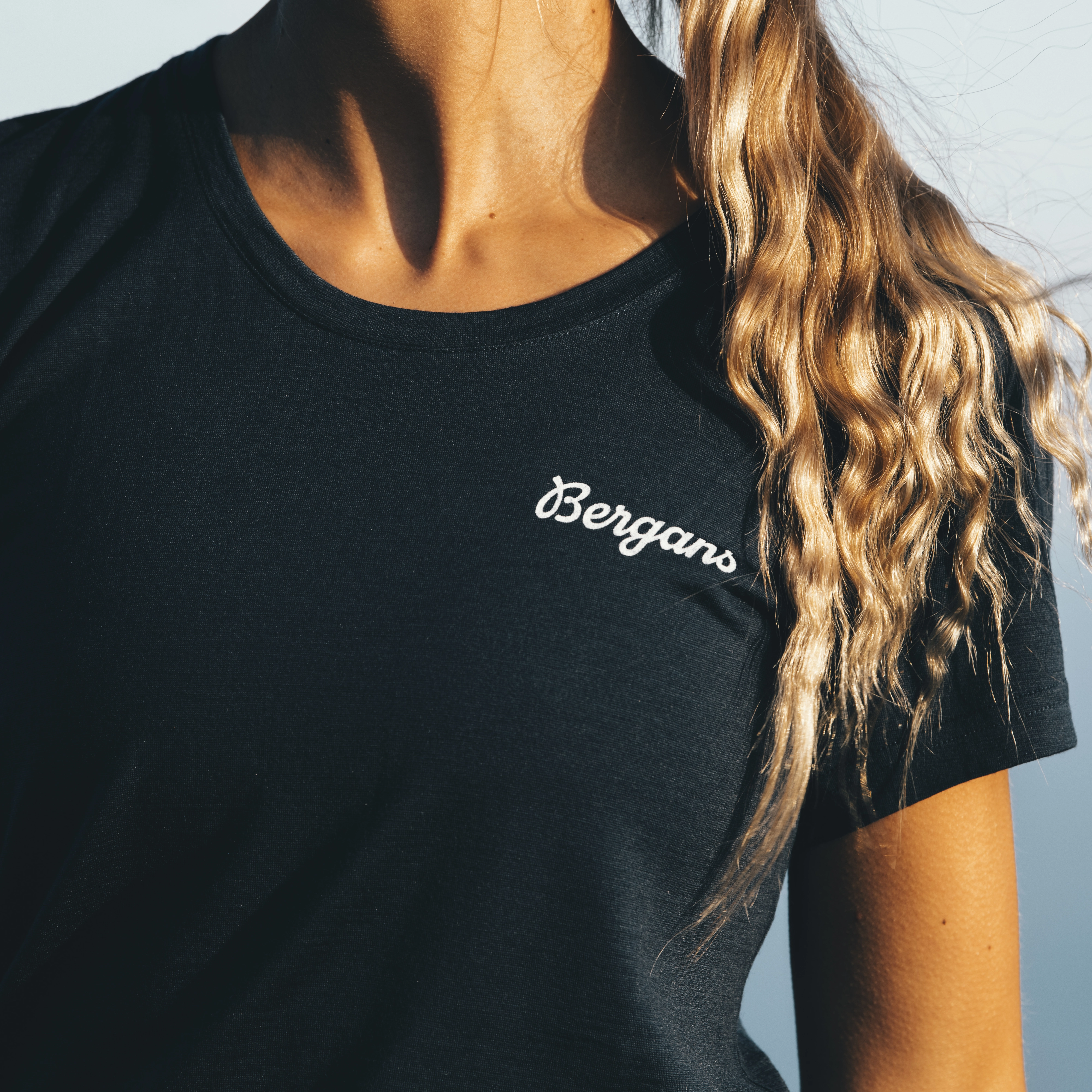 Rabot Emblem Wool Tee Women Navy Blue