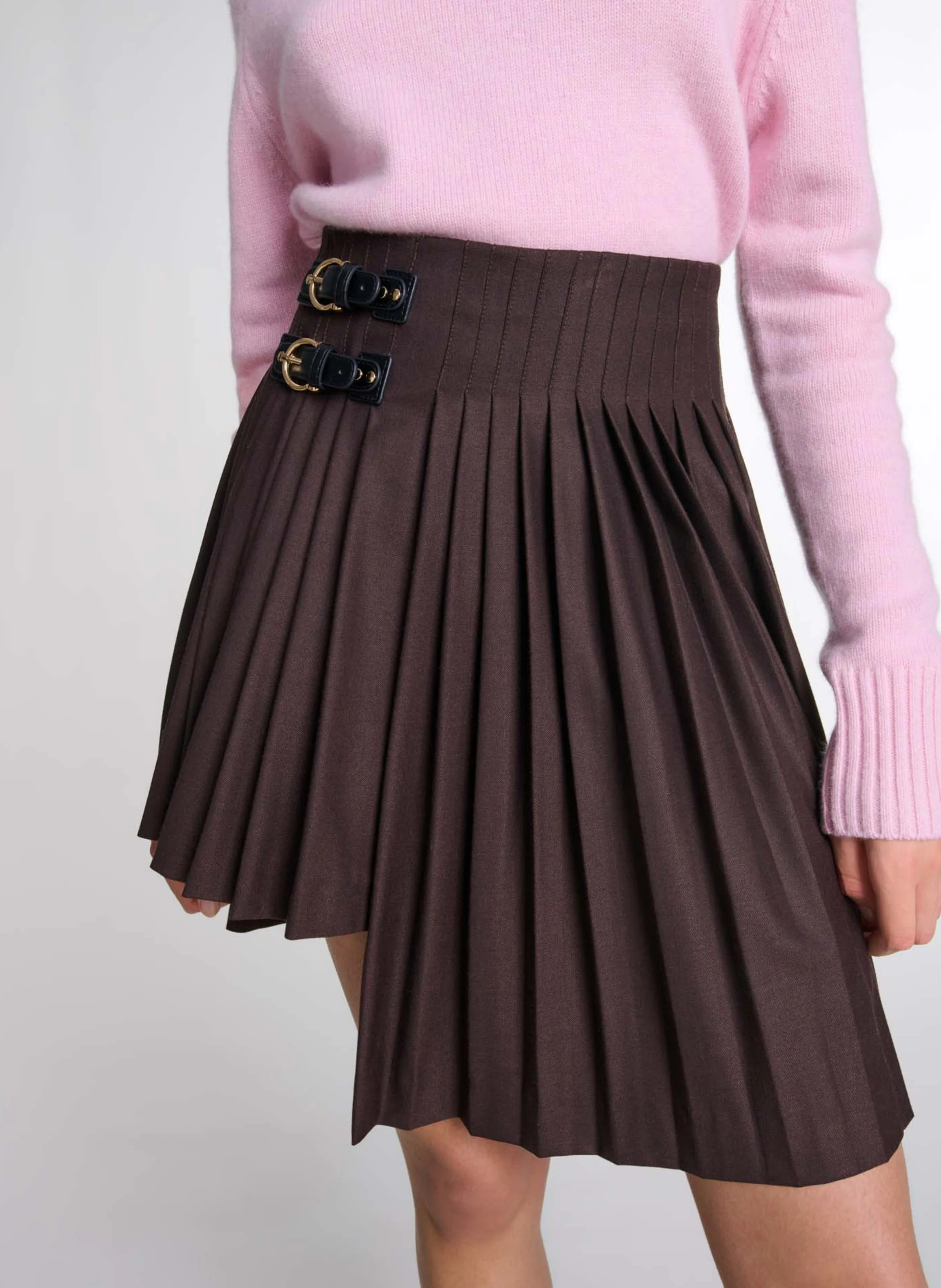 Jupe courte plissée asymétrique | Marron