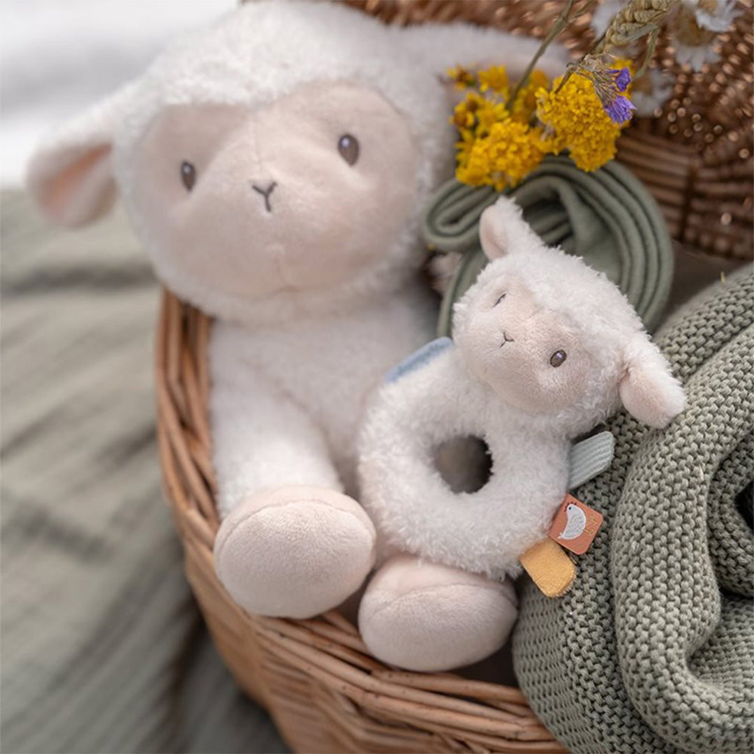 Little dutch rammelaar schaap - little farm
