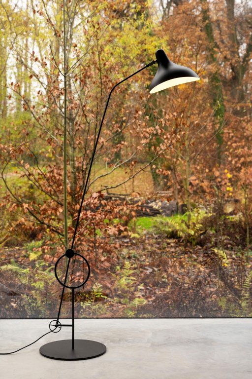 DCW éditions Mantis BS8 L vloerlamp