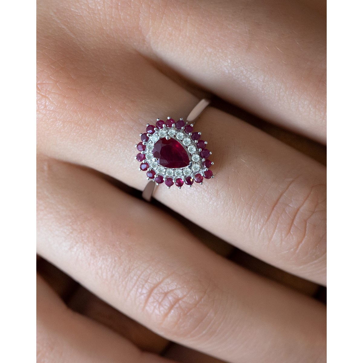 Bague ADEN Rubis et diamants sur Argent 925 3.15grs