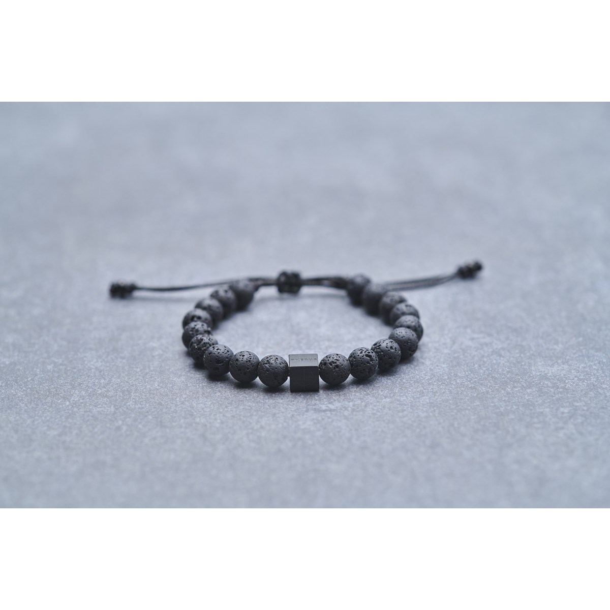 Bracelet souple Orso en PVD avec lave noir