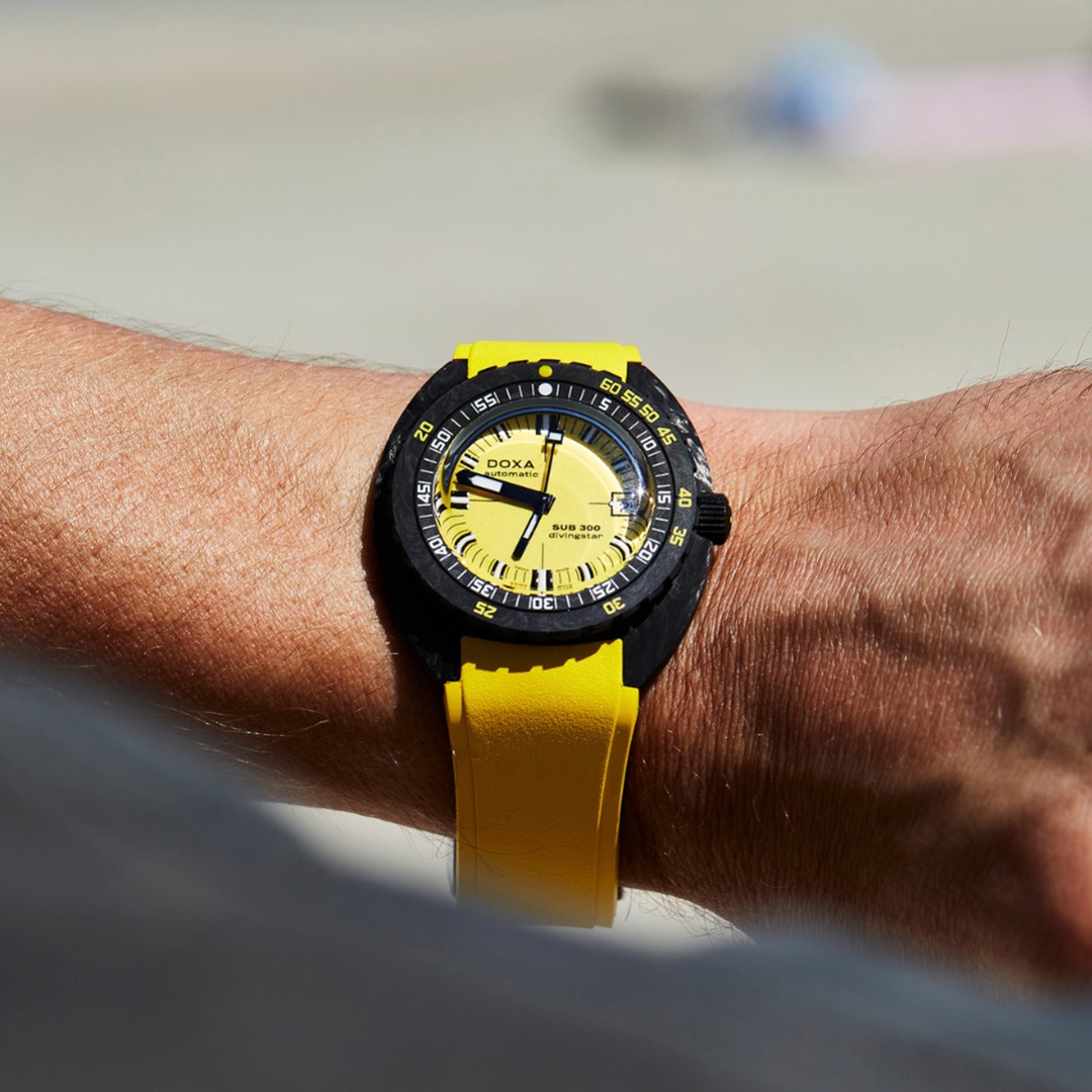 Doxa SUB 300 Carbon Divingstar