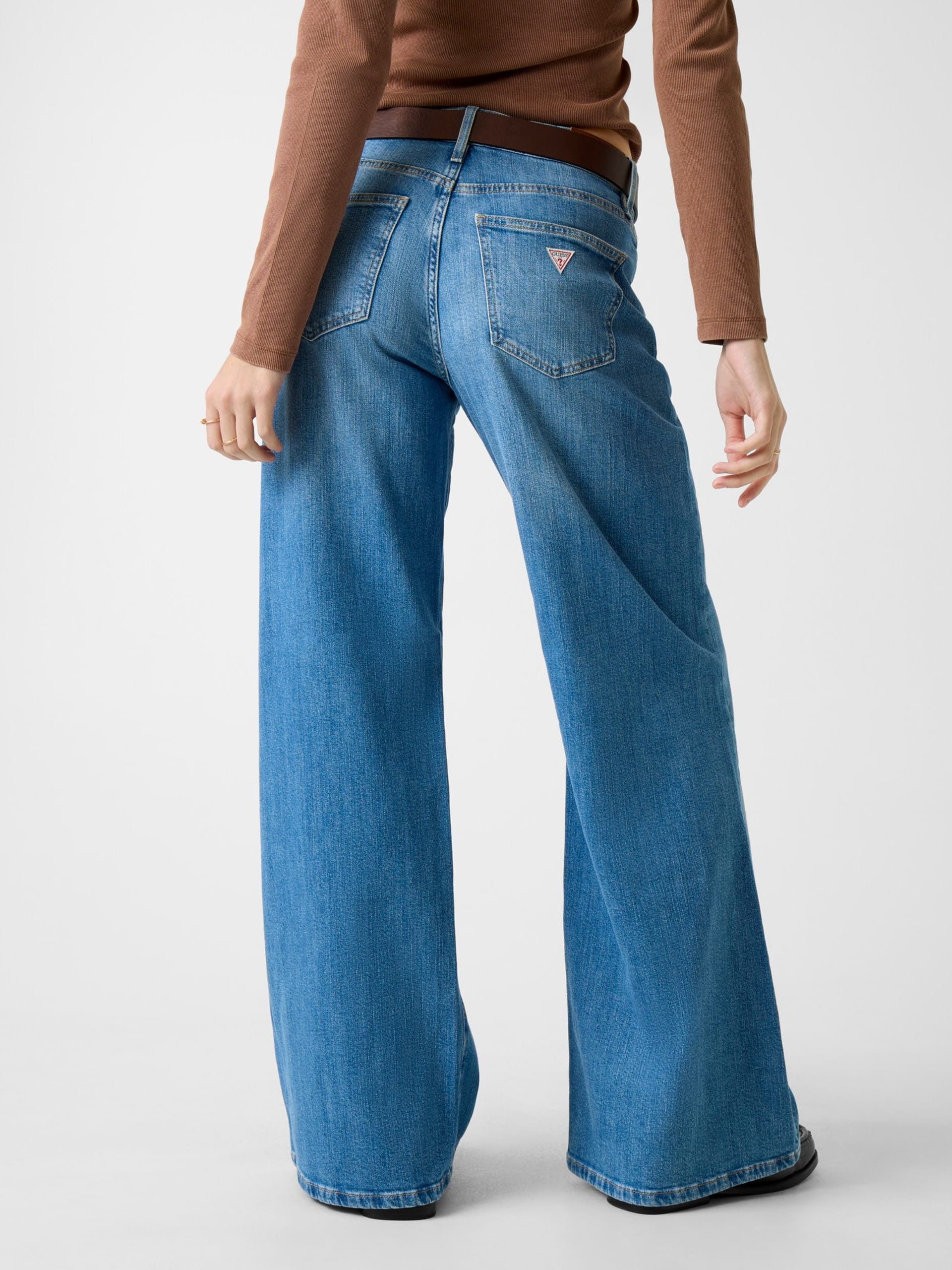Calça jeans G13 de cintura baixa e pernas extra largas