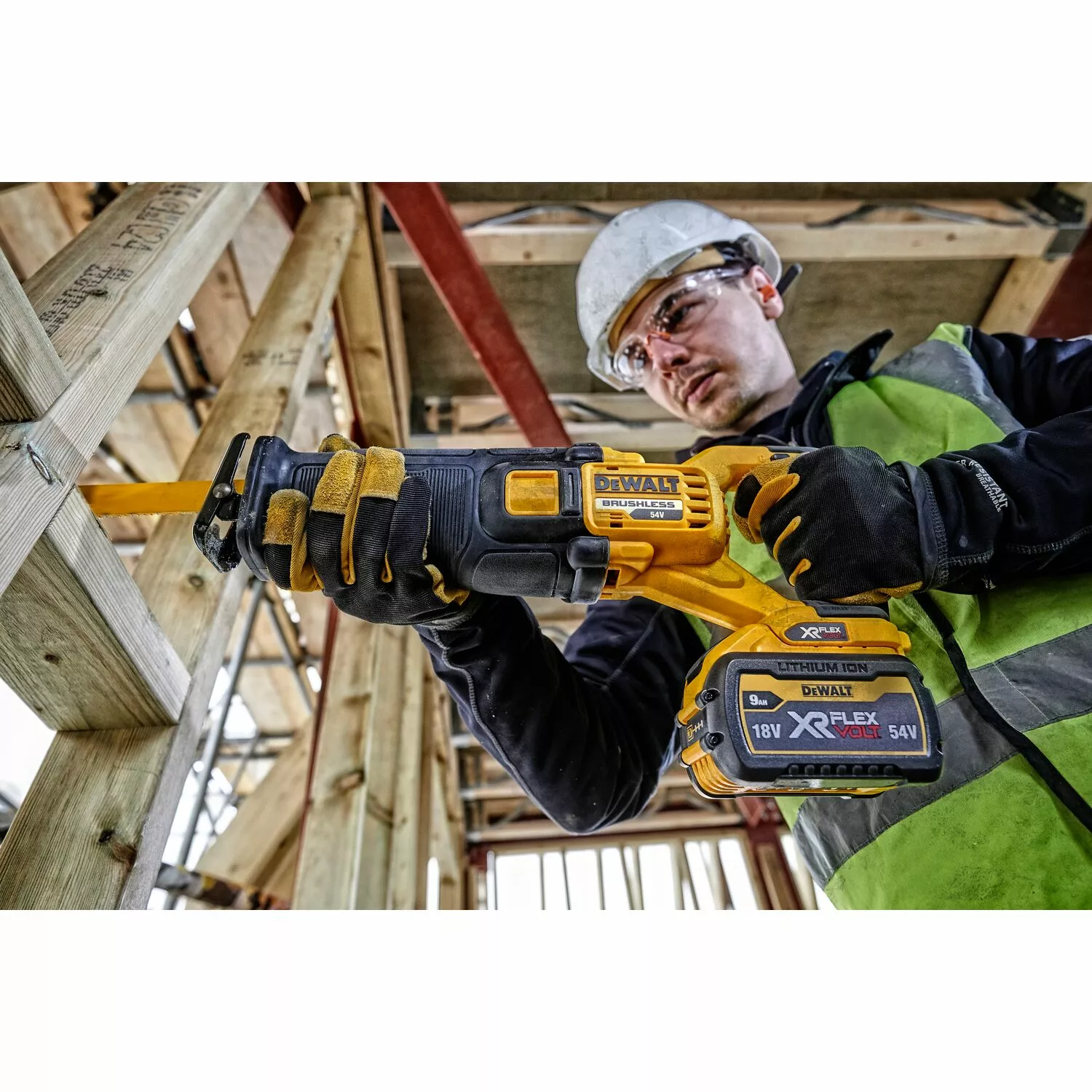 DeWALT DCS389NT 54V Li-ion FlexVolt Accu Reciprozaag body in TSTAK koffer