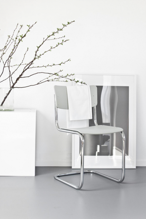 Thonet S43 eetkamerstoel zwart gebeitst beuken, chroom onderstel