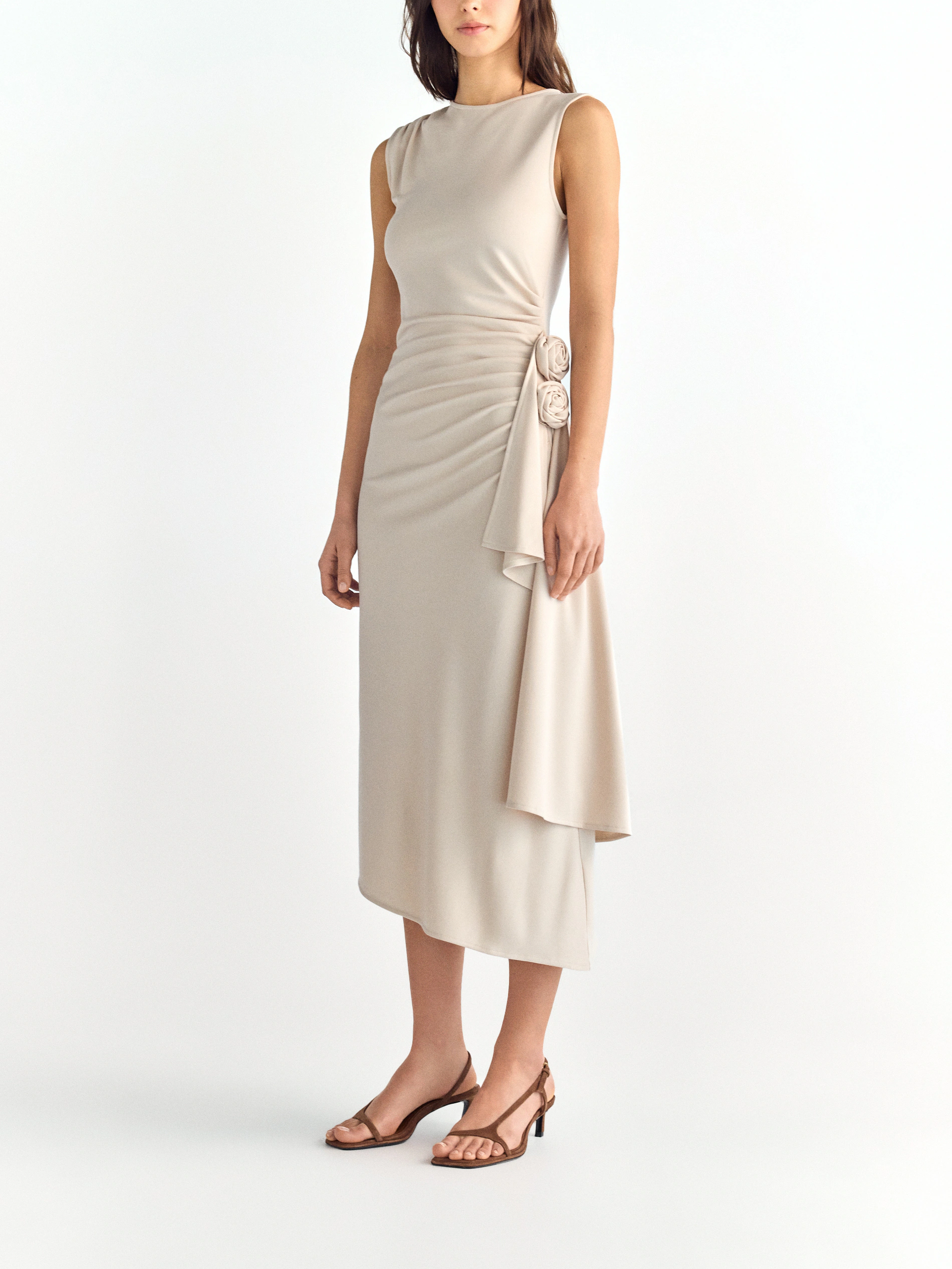 Kleid mit Raffung