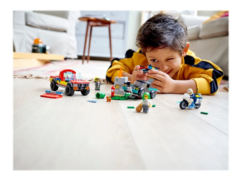 LEGO City 60319 Brandslukning og politijagt