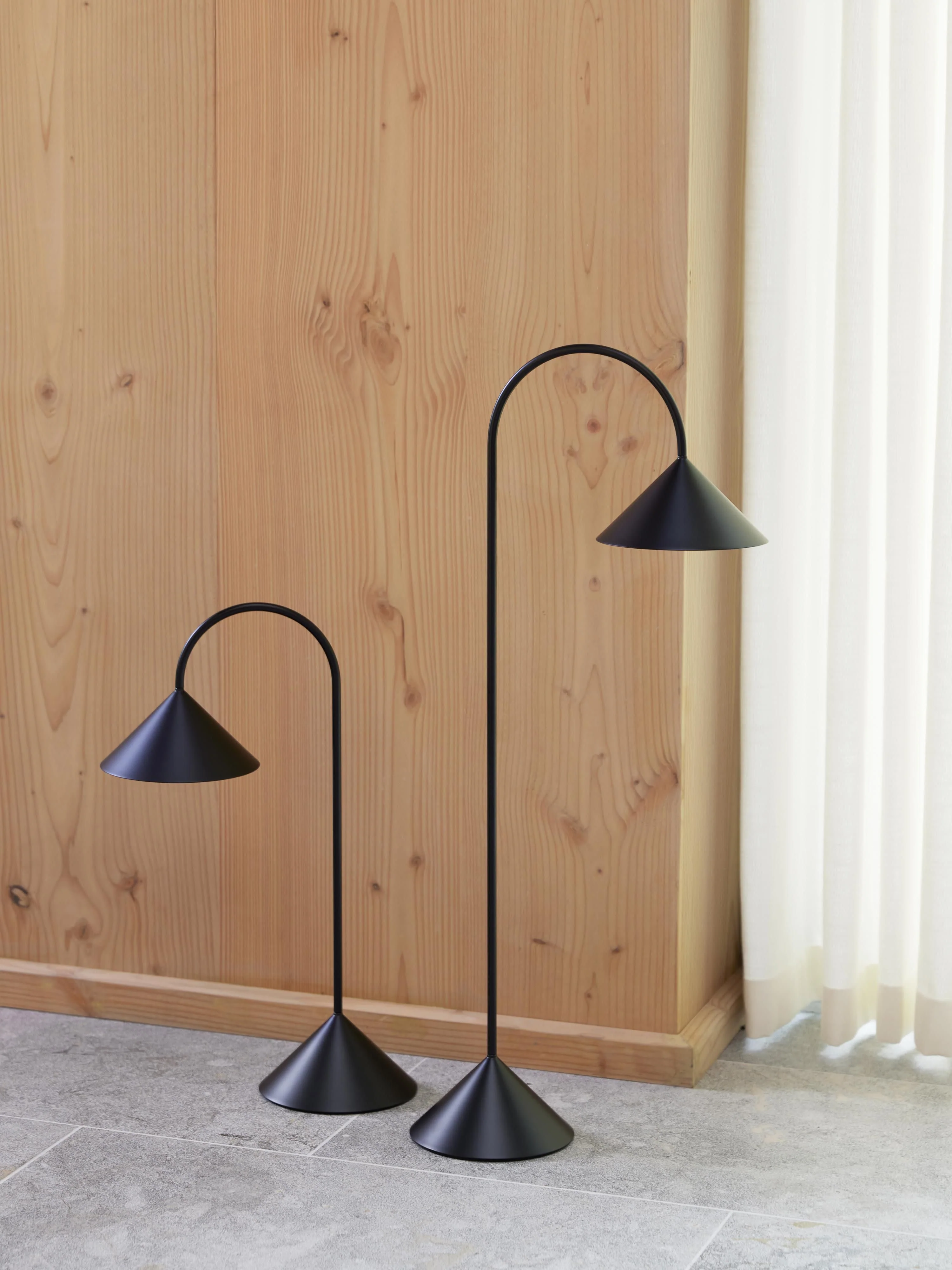 Draagbare outdoor LED-tafellamp Grasp, dimbaar