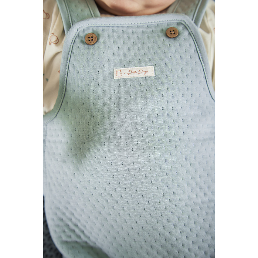 Ensemble 2 pièces matelassé avec salopette pour bébé