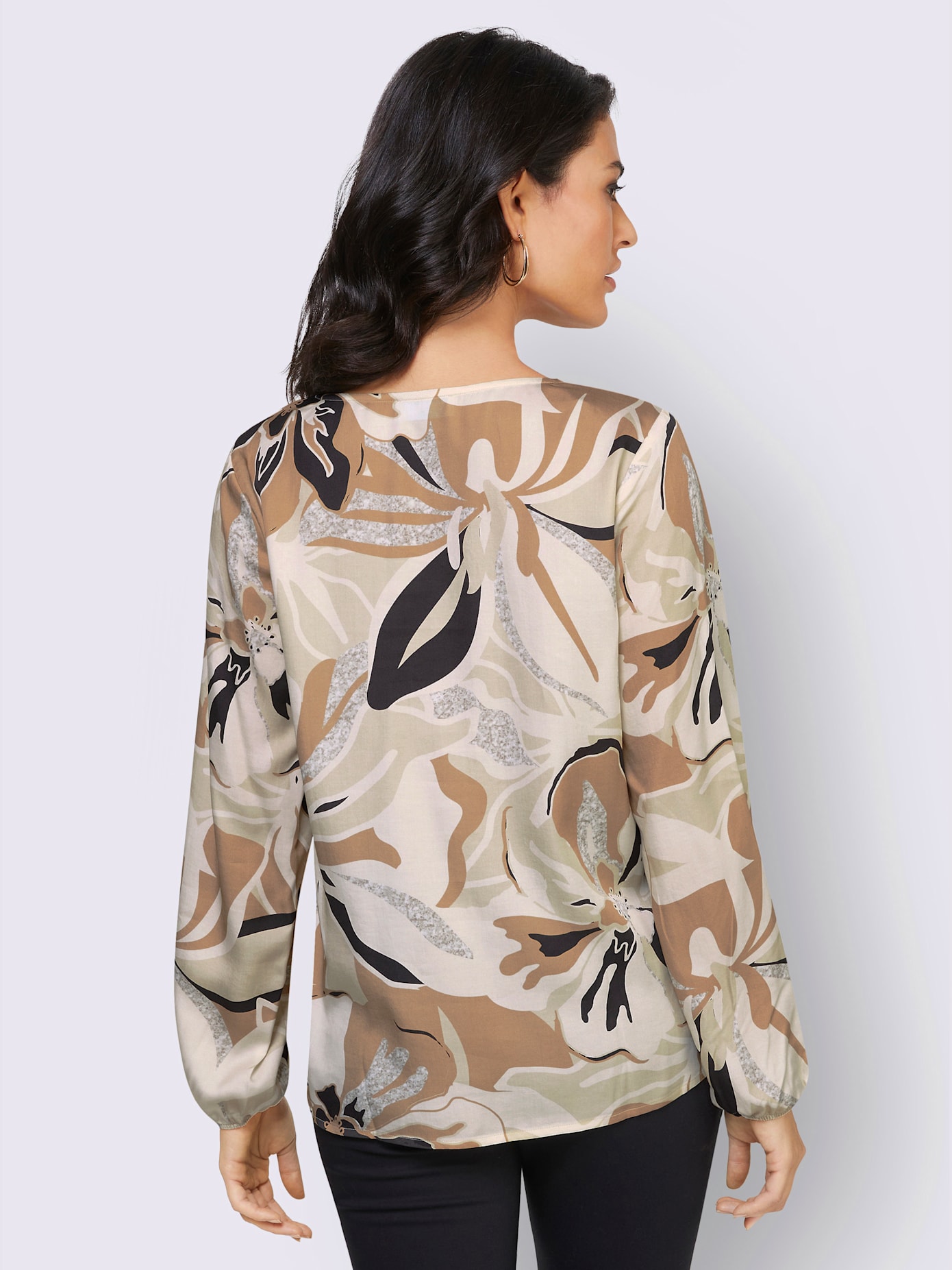 Chemisier en satin motif floral tendance