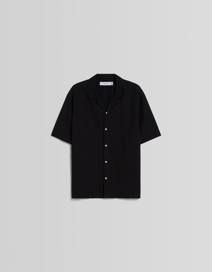 Camisa rústica de manga curta e modelagem relaxada