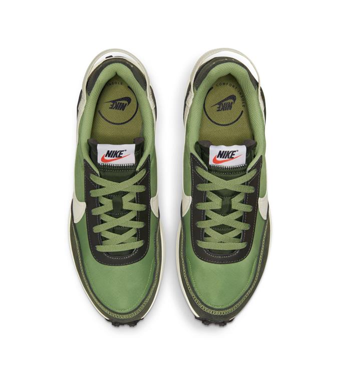 Nike Men Waffle Debut Sneakers
