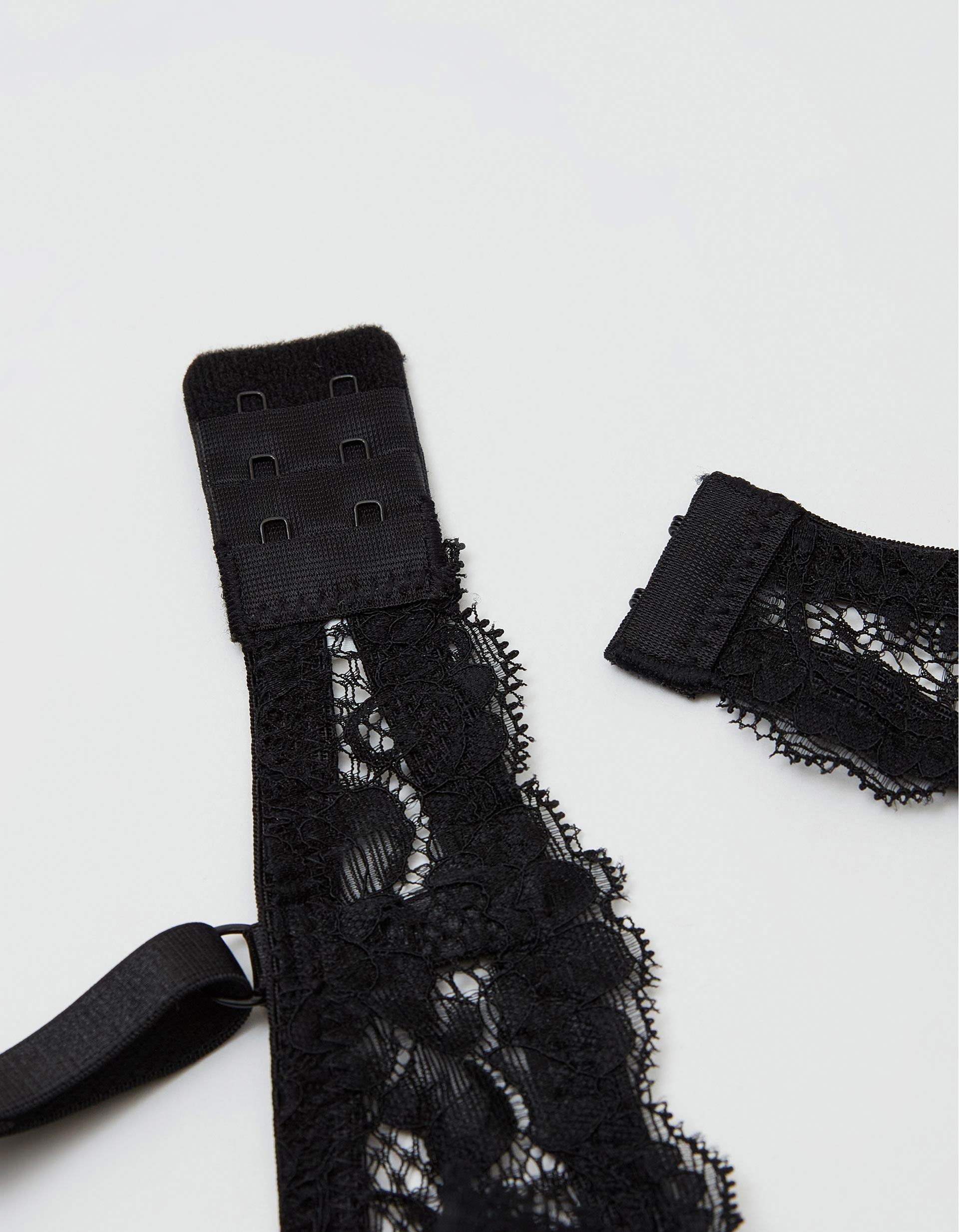 Soutien com Renda, Preto