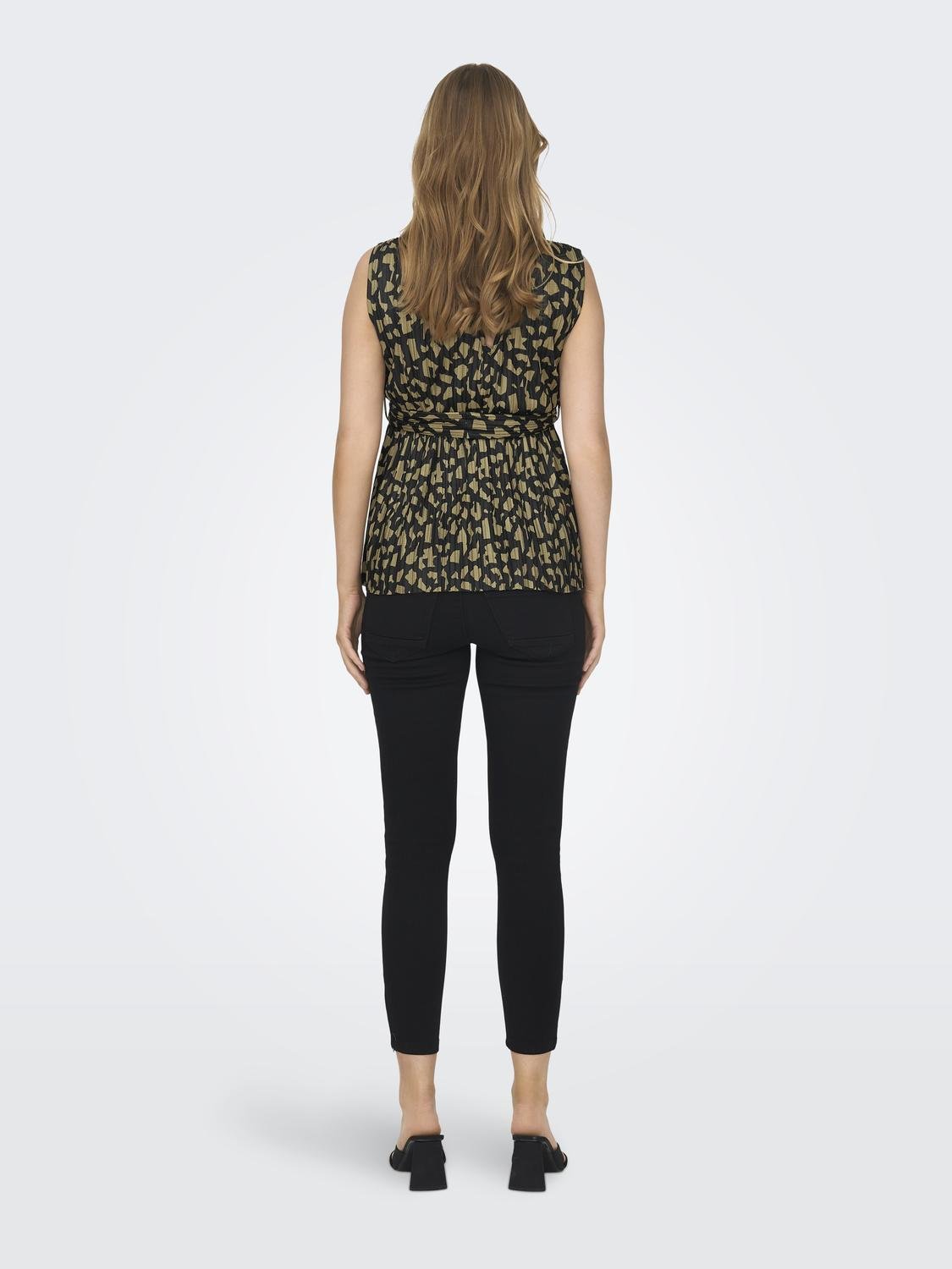 OLMSAFARI Plissiertes Top Black