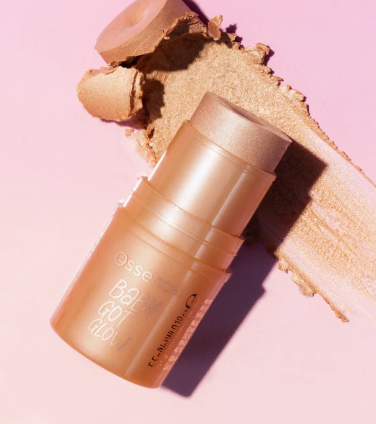 essence  - Iluminador em stick Baby got glow - 10: Golden Aura