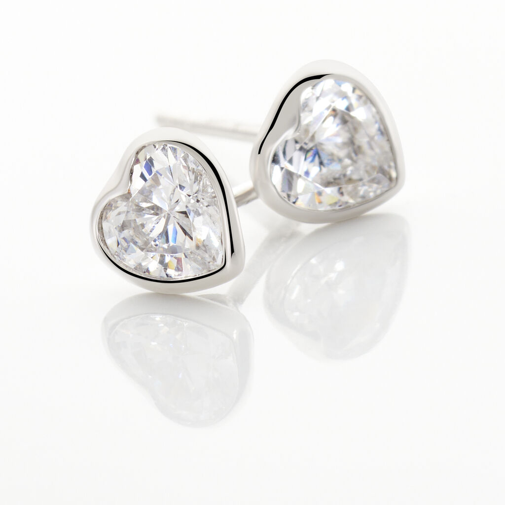 Boucles D'oreilles Puces Coeur Serti Clos Or Blanc Oxyde De Zirconium