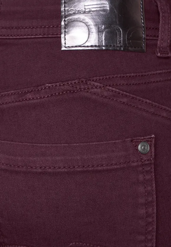 Farbige Slim Fit Jeans - plummy wine washed