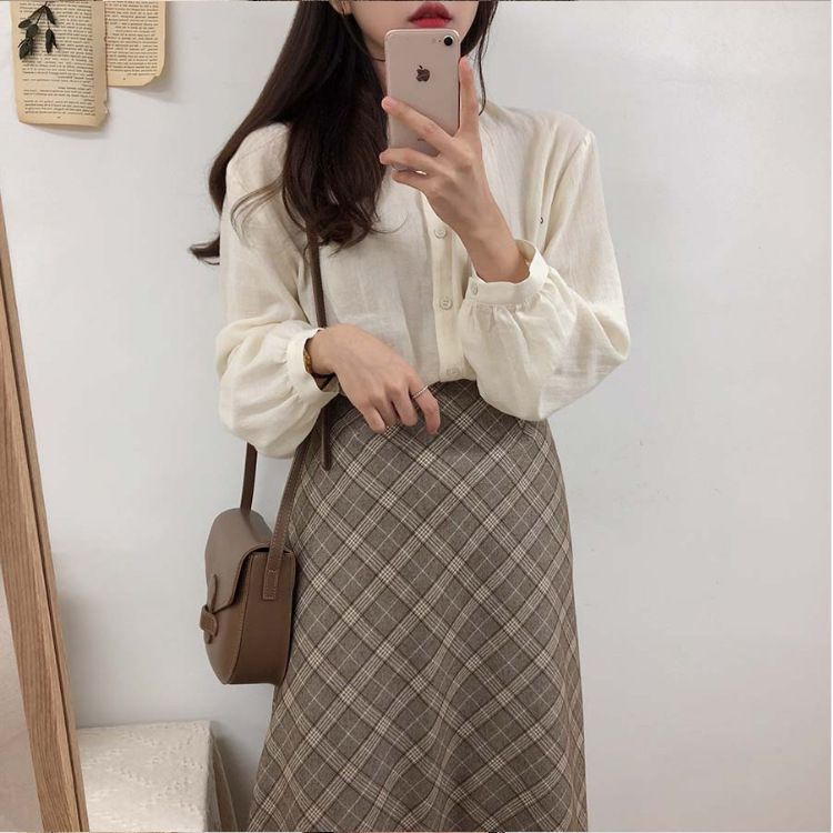 Bakli - Trui met vest / geruite midi-A-lijn rok / blouse