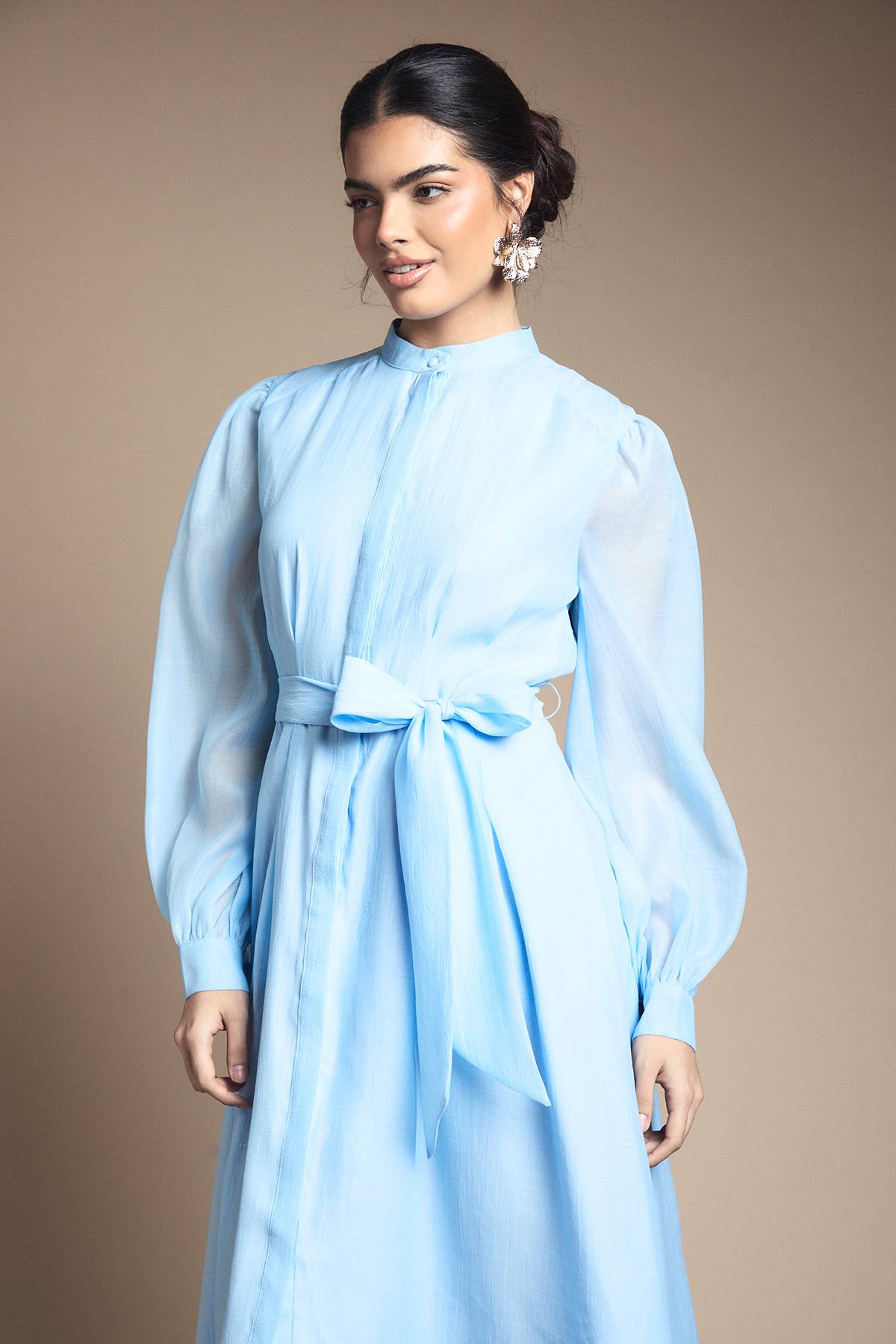 Wallis Robe Chemise Mi-Longue en Organza Texturé