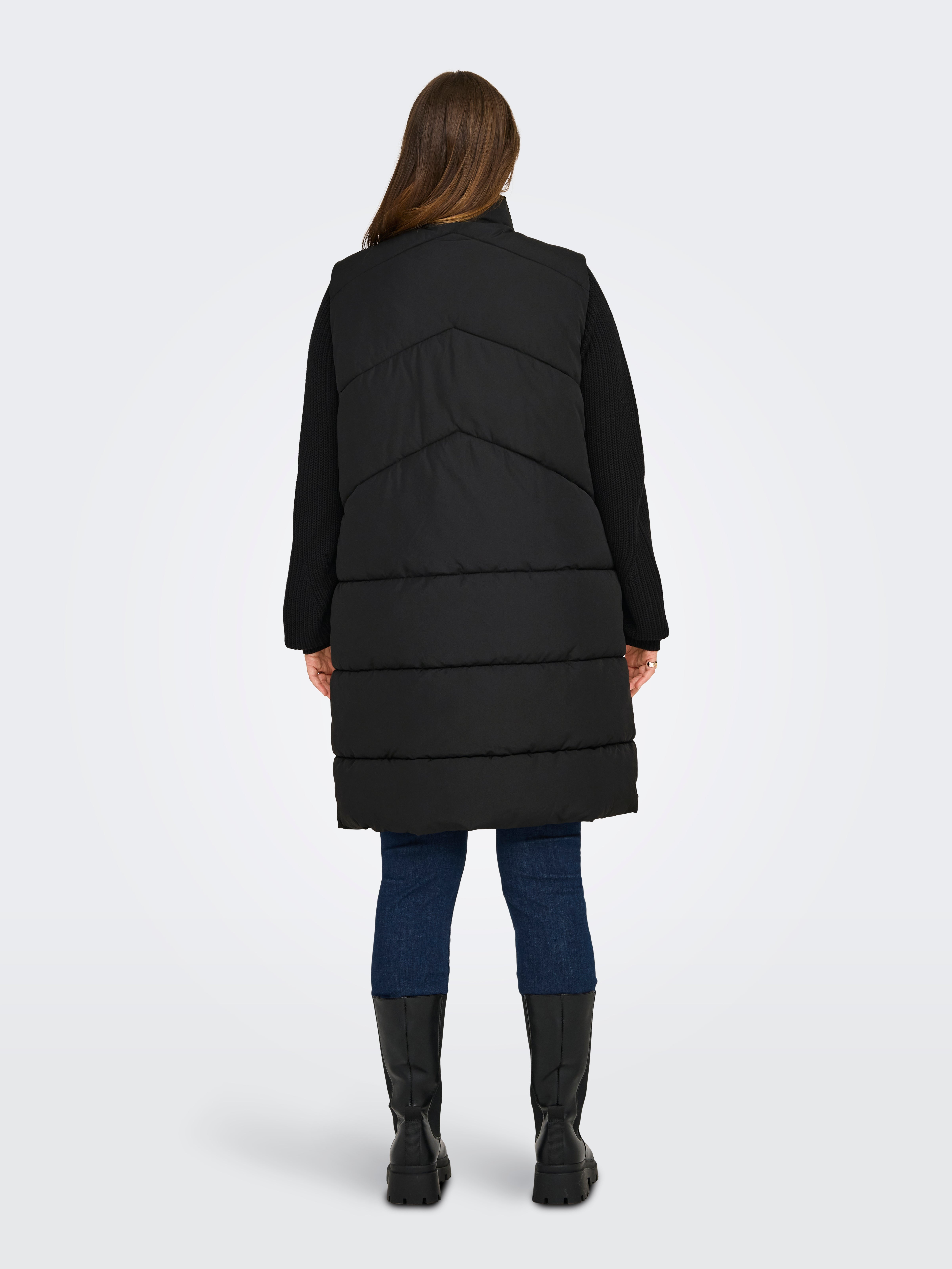 CARMATILDE Weste Black