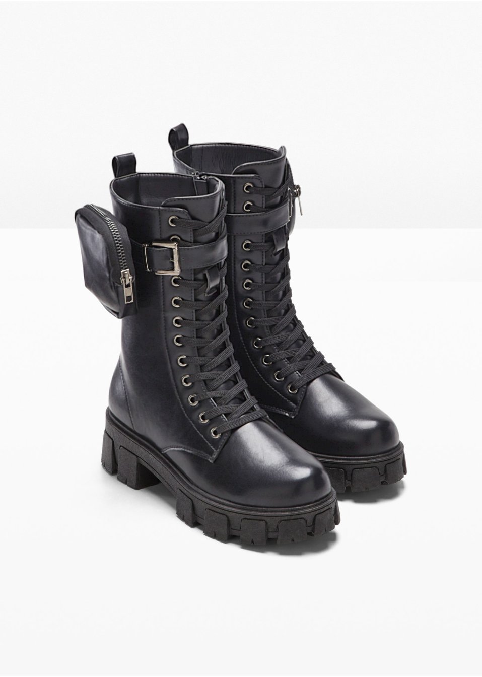 Bottes à lacets