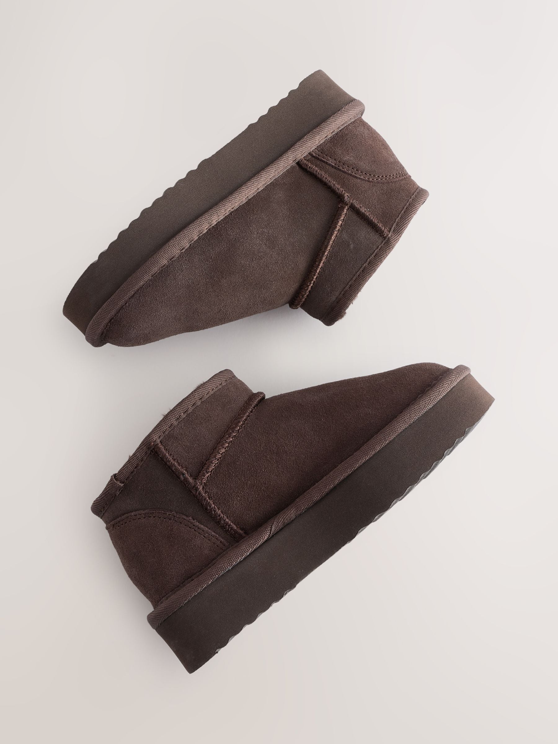 Chocoladebruin - Lage schoenen mini warmgevoerde waterafstotende suède Boots