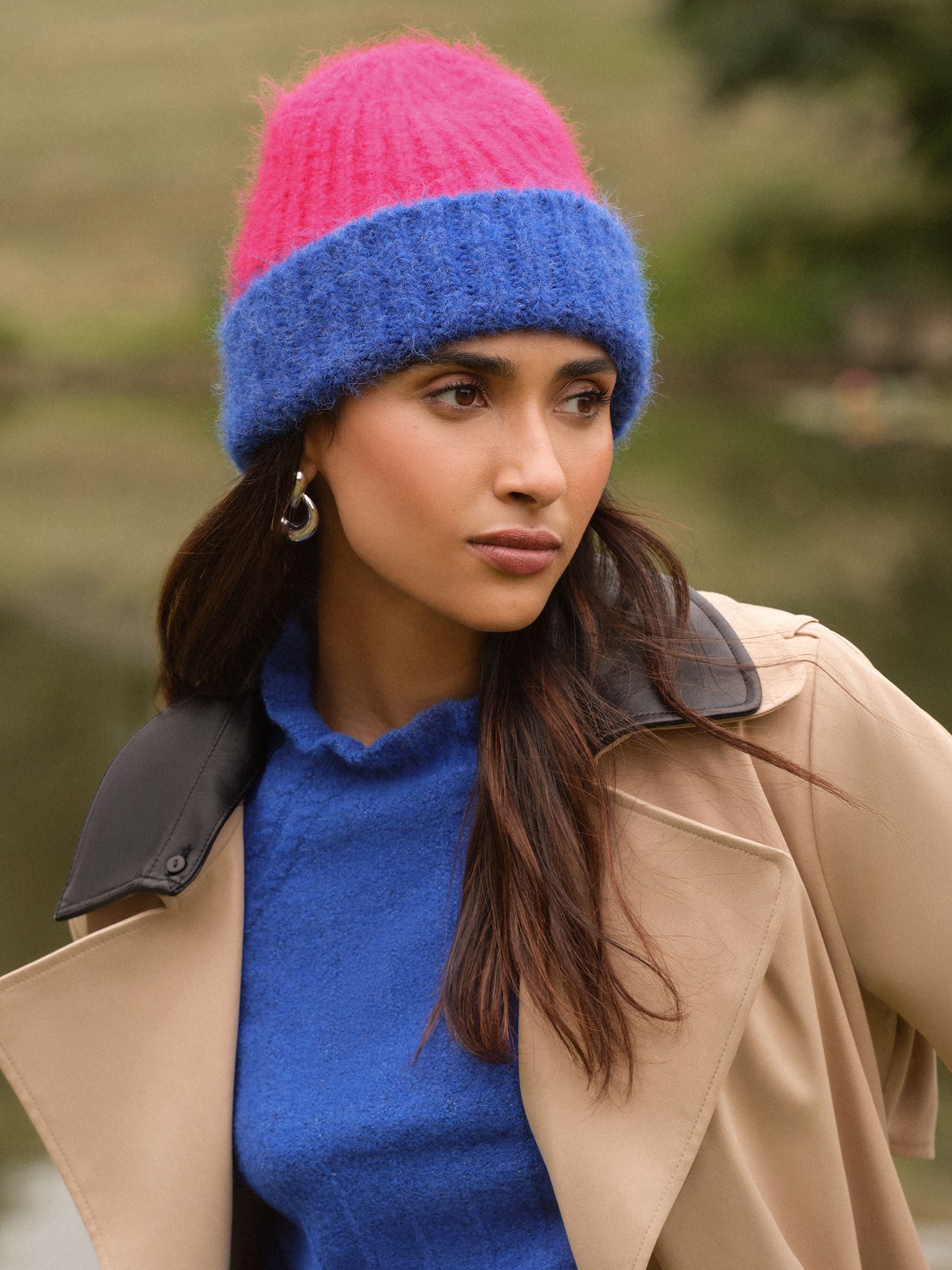 Roze en blauw - Love & Roses Colourblock Knitted Beanie