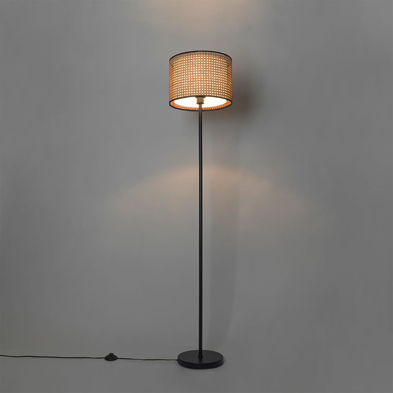 Landelijke vloerlamp zwart met rotan kap - Kata