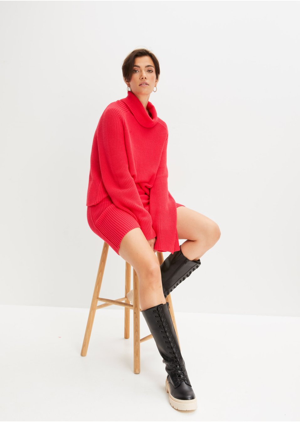 Pull court en maille avec col roulé