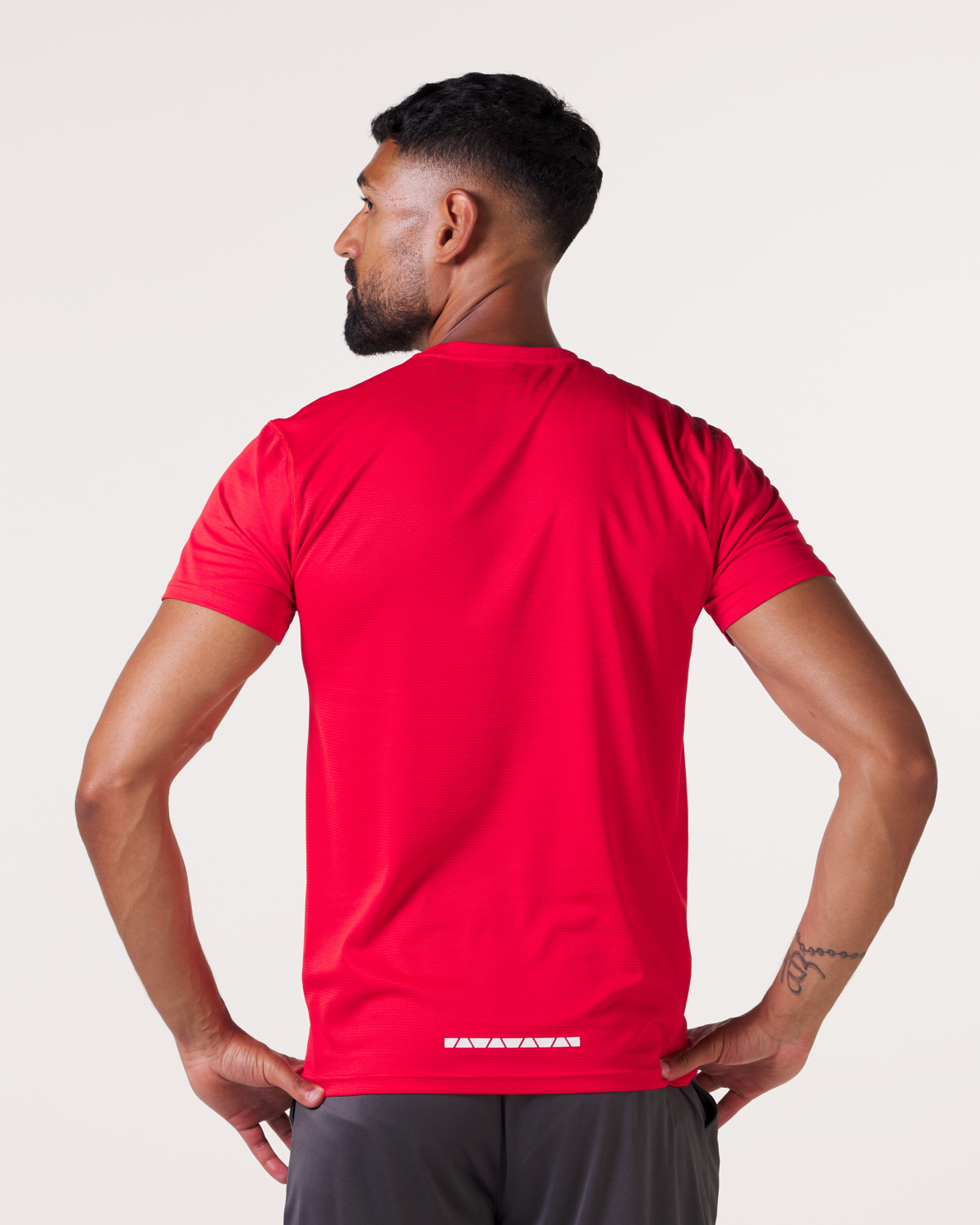 LEVITY Core Basics Gym Tee Red