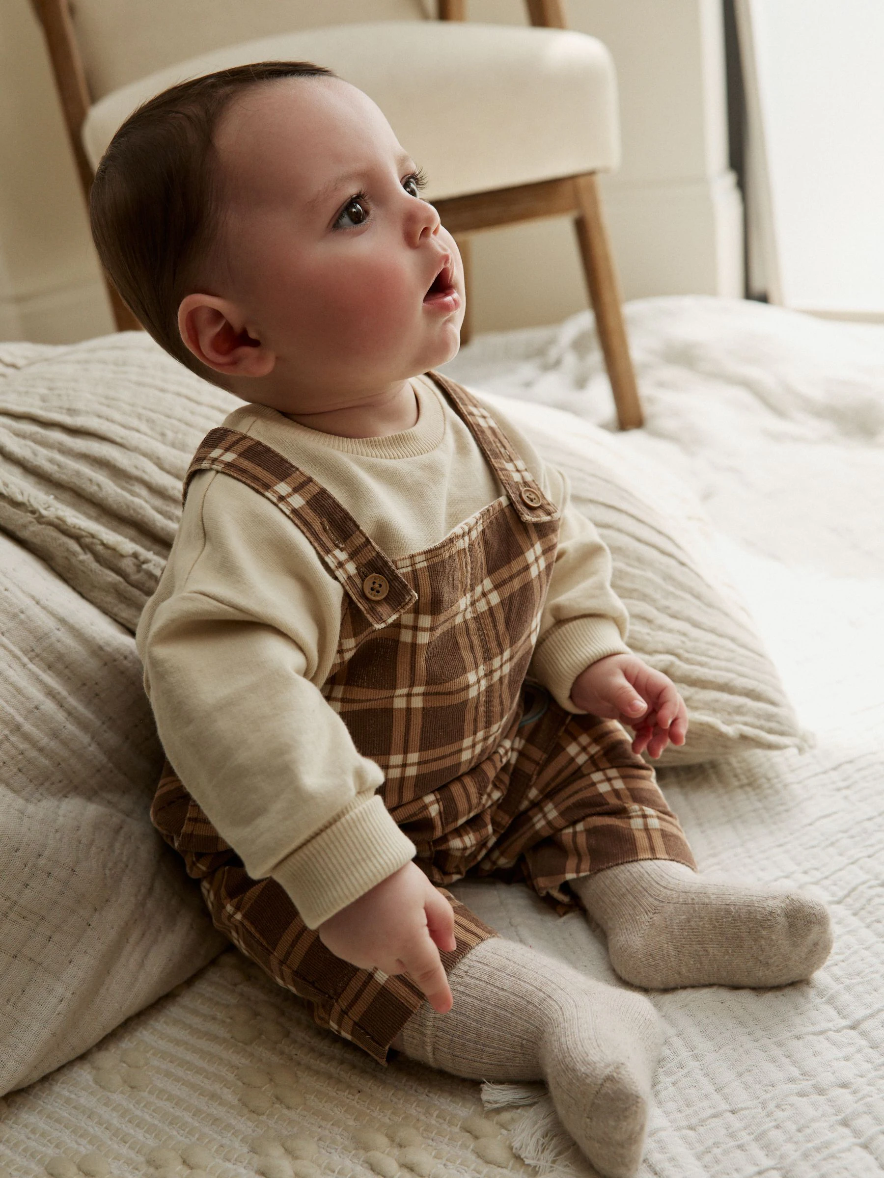 Bruin geruit - Babyset van corduroy tuinbroek en rompertje (0mnd-2jr)