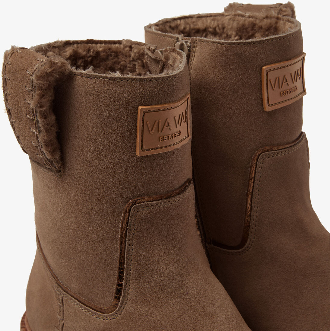 bruine via vai enkelboots bellamy yasmin