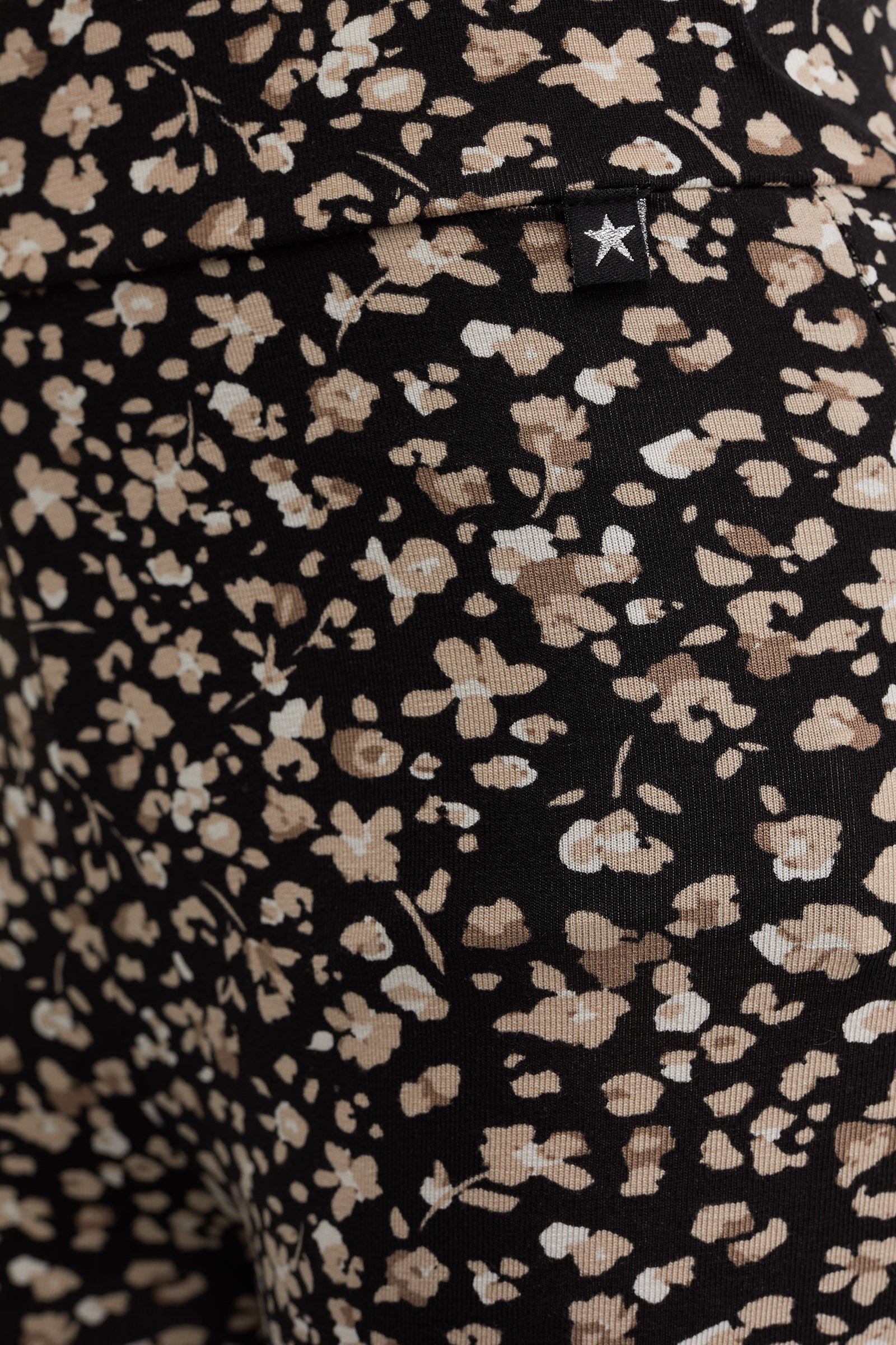 Meisjes flared legging met dessin WE Fashion Lichtbruin