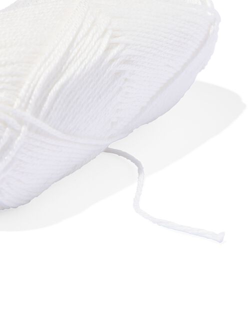 fil de coton blanc 50g 105m