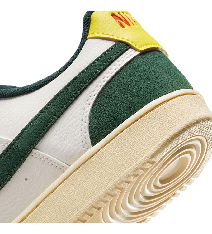 Nike Men Court Vision Low Sneakers