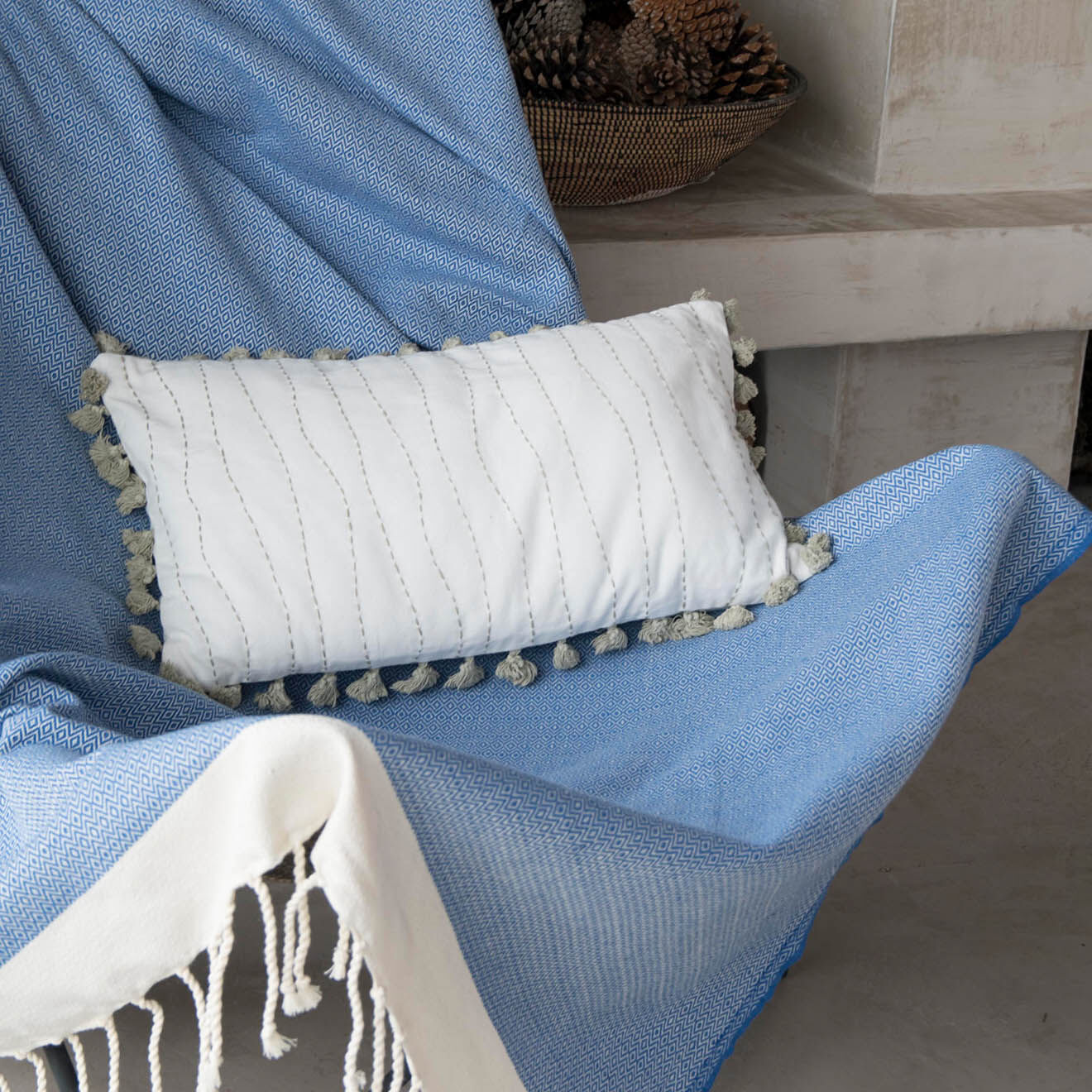 Febronie Plaid Courchevel Losange bleu grec