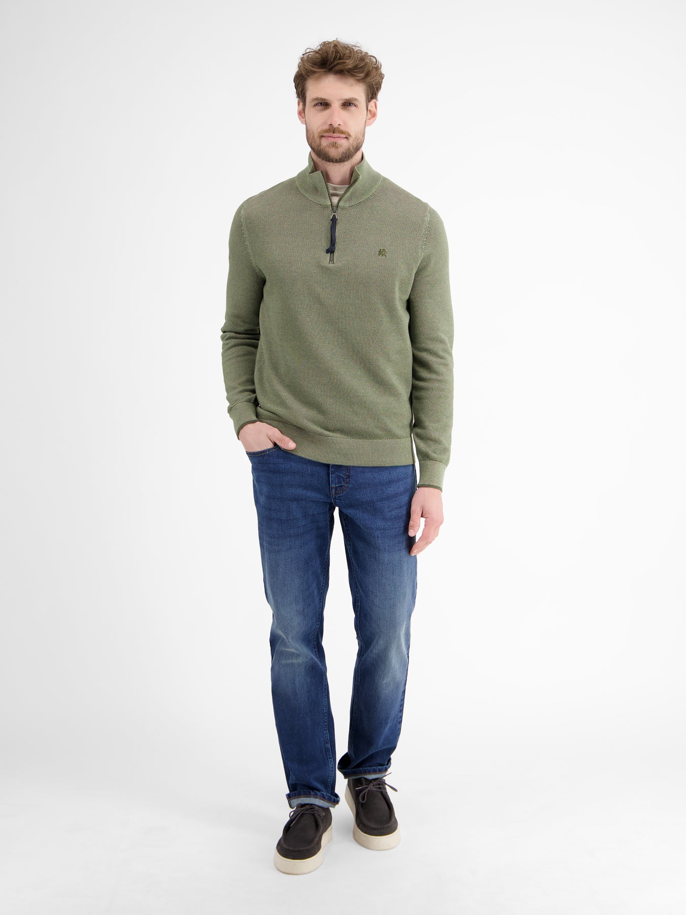 Herren Stricktroyer in lebendiger Optik