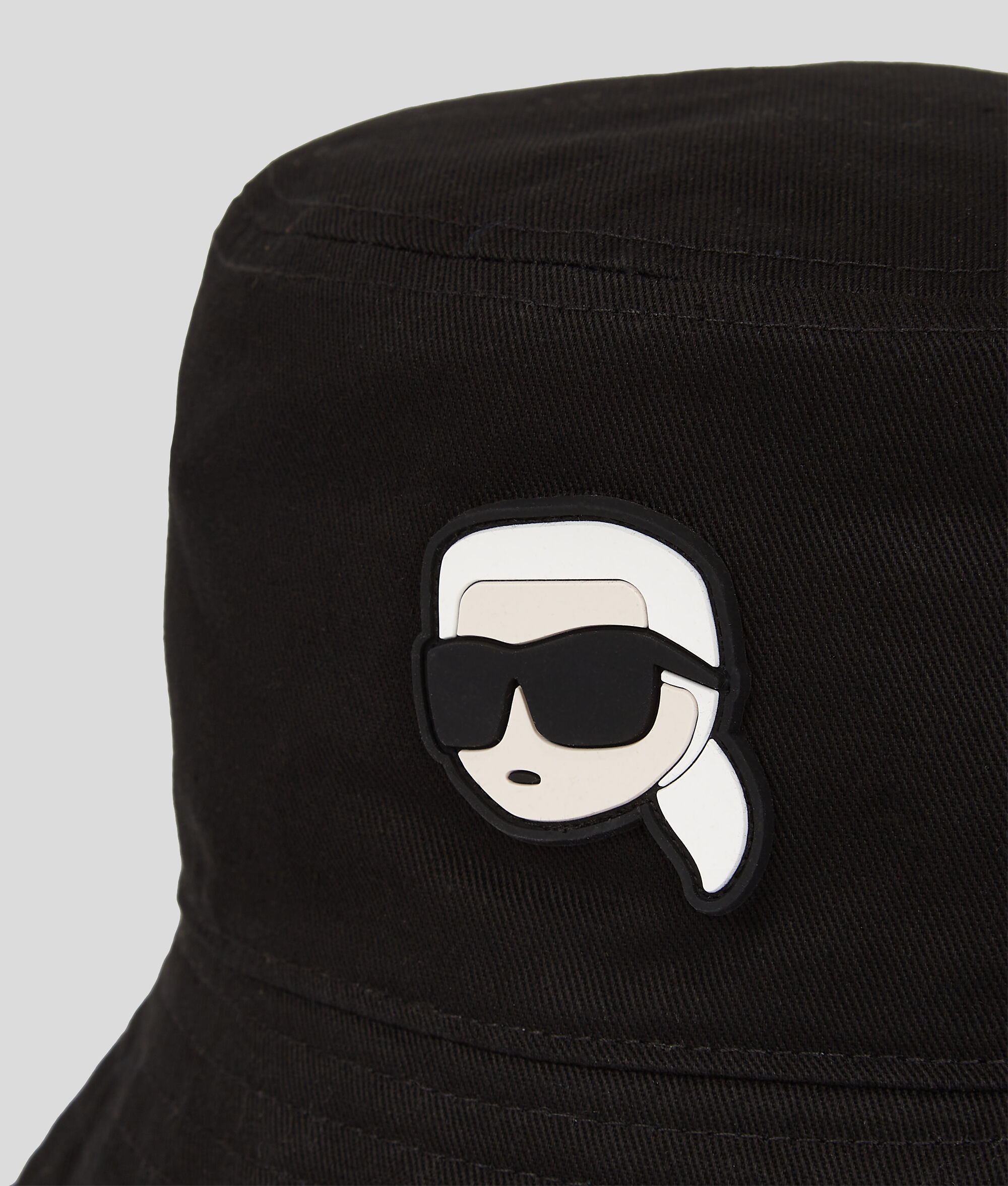 BOB RÉVERSIBLE K/IKONIK
